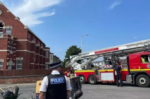 İngiltərədə zorakılıq aktlarında 378 nəfər saxlanılıb