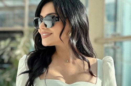 Vüsalə Əlizadənin bağ evi istirahəti - VİDEO