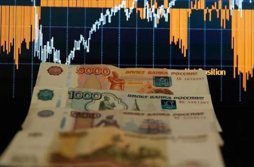 Rusiyanın VTB bankının xalis mənfəəti ilin birinci yarısında azalıb