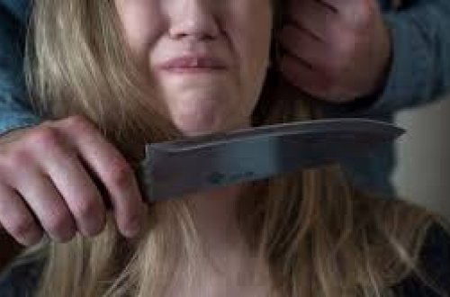 Sumqayıtda kişi xəstəxanada müalicə alan qardaşı arvadını öldürməkdə şübhəli bilinir - YENİLƏNİB