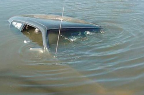 Avtomobil Samur-Abşeron kanalına düşüb, sürücünün axtarışları davam etdirilir