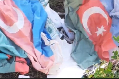 Ağdaşda bayrağımıza belə hörtsizlik edilir – FAKT VİDEO
