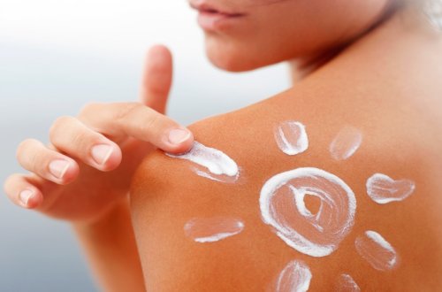 Günəş kremindən istifadə “D” vitamini istehsalına az təsir edir