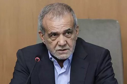 İranda prezident Pezeşkian Nazirlər Kabinetinin siyahısını parlamentə təqdim edib