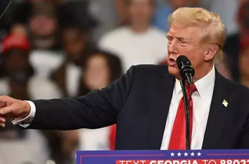 Tramp təxminən 1 il sonra X-də paylaşıb