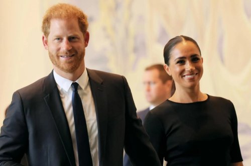 İşçiləri Meqan və Harrini tərk edir