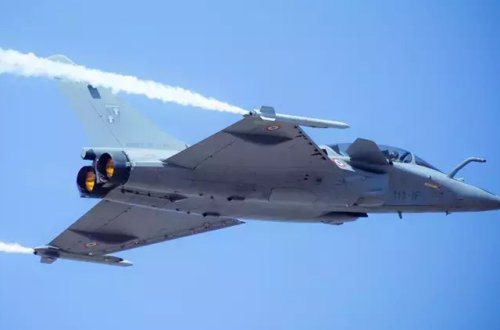 Fransada 14 min ev işıqsız qalıb