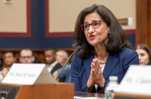 Kolumbiya Universitetinin rektoru istefa verdi