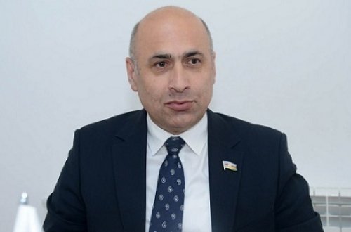 “Azər Badamov bizə lazım deyil, deputat olaraq nə edib?“ - Seçicilər narazılıq edir