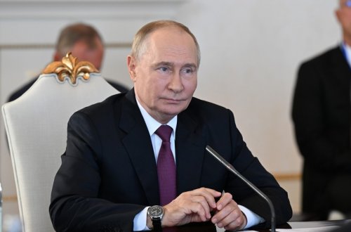 Putin: Geniş tərkibdə işləmək Bakı və Moskvaya yaxın gələcək üçün addımları müəyyən etmək imkanı verir