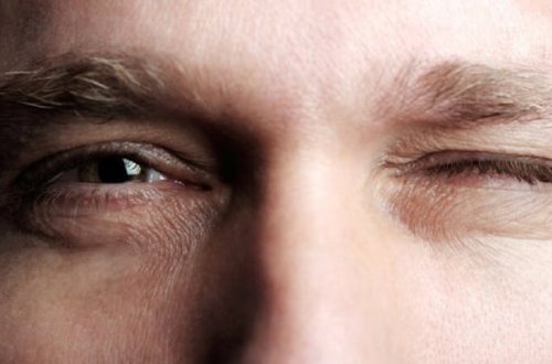 Naxçıvan aeroportunda qızlara göz vurdu, həbs edildi