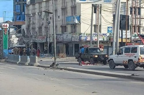 Somalidə bombalı hücum: 5 ÖLÜ VAR