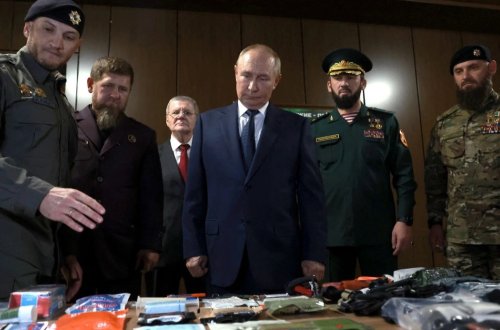 Putin 13 ildən sonra Çeçenistanı ziyarət etdi