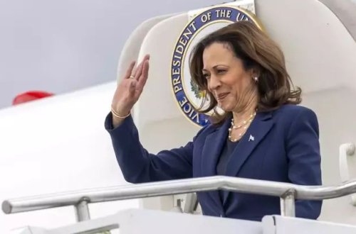 Kamala Harris prezidentliyə namizədliyini rəsmən elan edib