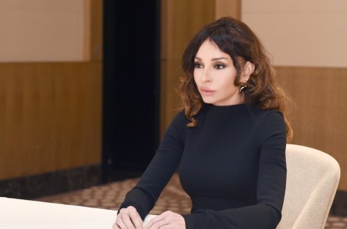 Pakistan mətbuatı Mehriban Əliyevanın rəhbərliyi altında həyata keçirilən humanitar layihələrdən yazıb