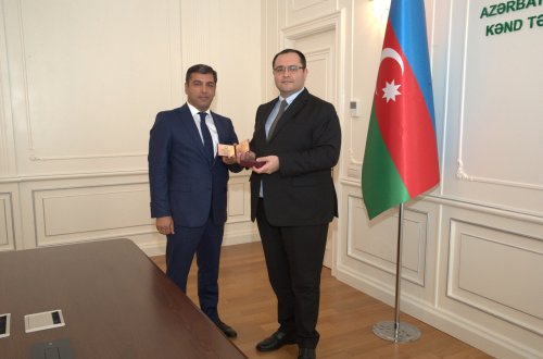 Kənd Təsərrüfatı Nazirliyinin əməkdaşlarına “Dövlət qulluğunda fərqlənməyə görə” medal və vəsiqələr təqdim olunub