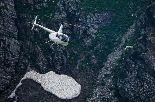 Rusiyada helikopter göyərtəsindəki ekipajla birlikdə yoxa çıxıb