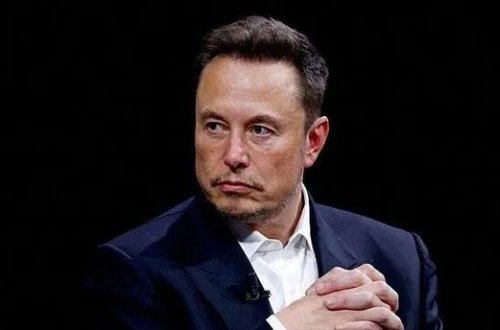 Braziliya X-a qadağa qoydu