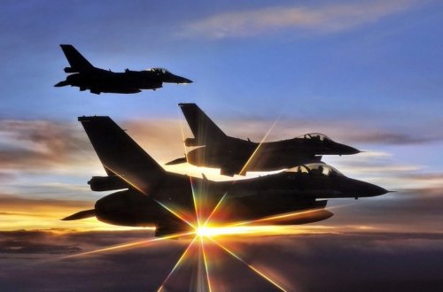 İsrail Livanda “Hizbullah”ın hərbi obyektlərinə zərbələr endirib