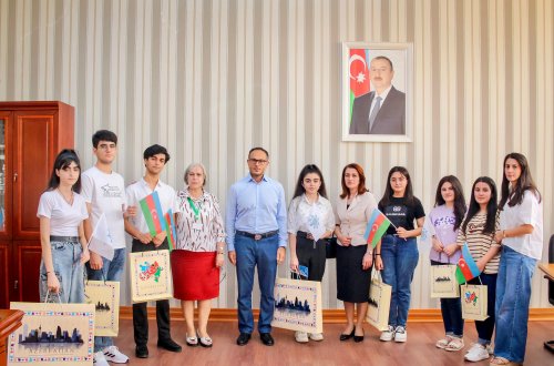 VI çağırış Milli Məclisin deputatı Ramil Həsən Ucar rayonundan qəbul imtahanlarında 600-dən yuxarı bal toplamış tələbələrlə görüşüb