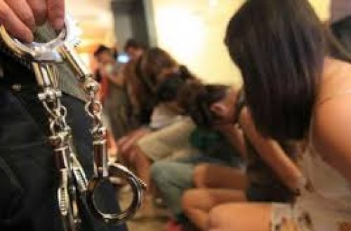 Qadınları Türkiyəyə apararaq cinsi istismara məruz qoyan şəxslə bağlı QƏRAR