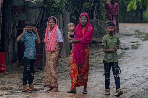 Rohinca müsəlmanları vətənlərini tamamilə itirmək riski ilə üzləşib