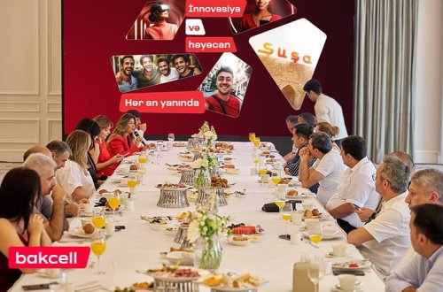 “Bakcell” və Bakı Şəhər Halqası Əməliyyat Şirkəti jurnalistlərlə görüşüb