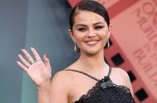 Selena Qomes milyarder oldu