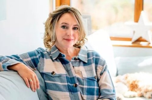 42 yaşlı aktrisa xərçəng olduğunu açıqladı