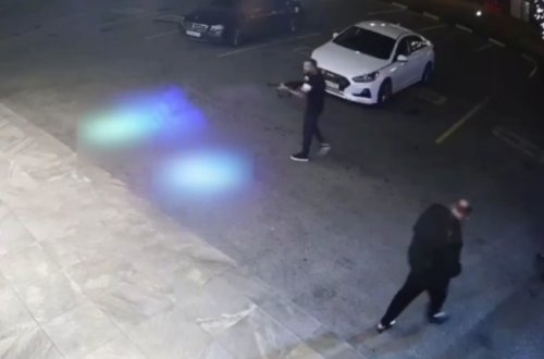 Sərxoş erməni bloger Moskvada insanları atəşə tutdu - ANBAAN VİDEO