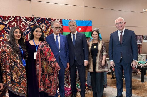 ArtKvadrat səhnəsində Azərbaycan musiqisi qeyd edilib