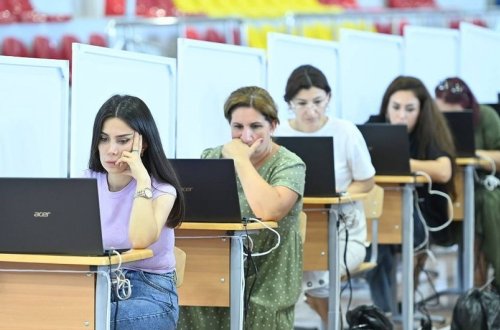 Müəllimlərin iş yerinin qarşılıqlı dəyişdirilməsi başlayıb