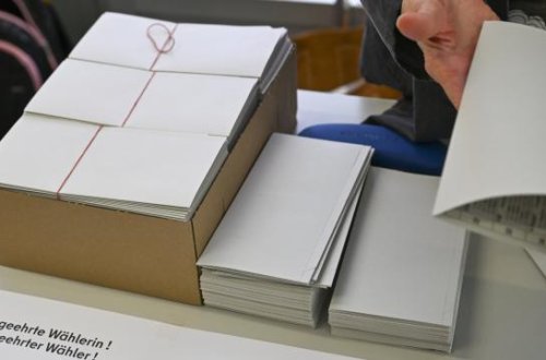 Almaniyanın Brandenburq şəhərində keçirilən seçkilər başa çatıb