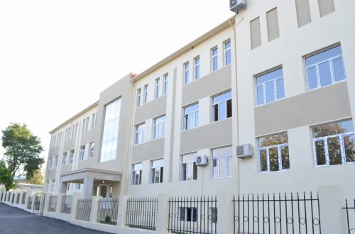 Naxçıvanda altı məktəb direktoru vəzifədən azad olunub