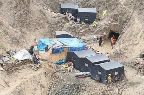 İndoneziyada qızıl mədəninin çökməsi: 15 nəfər ölüb