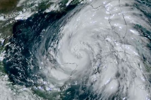 “Helen” qasırğası ABŞ-yə çatdı - 3 nəfər öldü