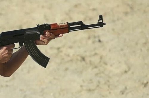 İranın cənub-şərqində xeyriyyə mərasiminə silahlı hücum olub, korpus komandiri ölüb