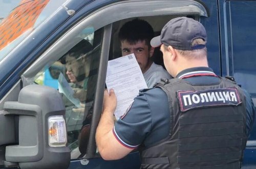 Rusiyada işləyən azərbaycanlıların NƏZƏRİNƏ - Gələn ildən bu qadağalar olacaq