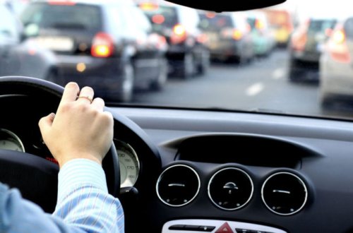 Azərbaycanda yeni qərar: Bu şəxslər maşın sürə bilməz