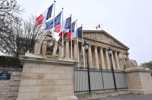 Fransa parlamenti İsrail-Livan müharibəsində həlak olan iki fransız üçün bir dəqiqəlik sükut təklifini rədd edib