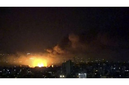 Livanda müharibə: Beyrutda üç böyük partlayış baş verib 