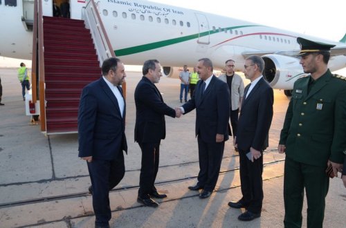 İranın XİN rəhbəri Bəşər Əsədlə görüşüb