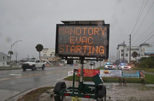 Floridada qasırğa səbəbindən 5,5 milyondan çox insanı təxliyə olunmağa çağırıblar