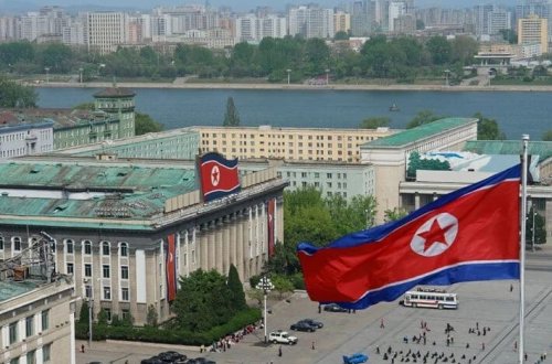 Şimali Koreya Cənubi ilə avtomobil və dəmir yolu əlaqələrini kəsir