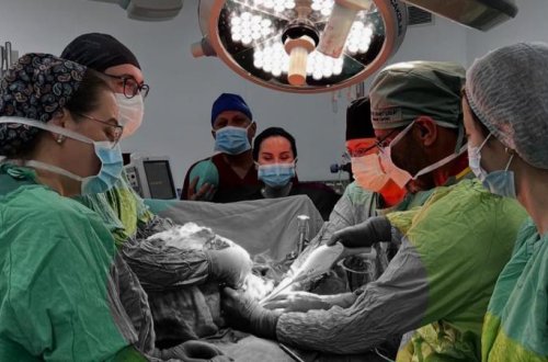 Qarın ağrısı şikayəti ilə xəstəxanaya getdi - Qarnından 26 kiloqramlıq şiş çıxarıldı