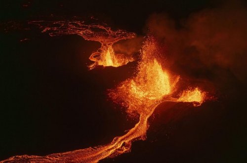 Alimlər: Fövqəldərin süxurlardan enerji əldə etmək mümkündür