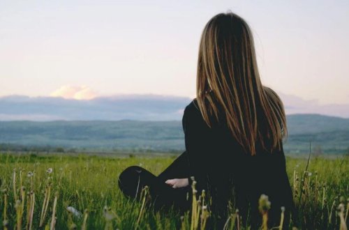 Azərbaycanda vəzifəli şəxs müəlliməni qaçırdı