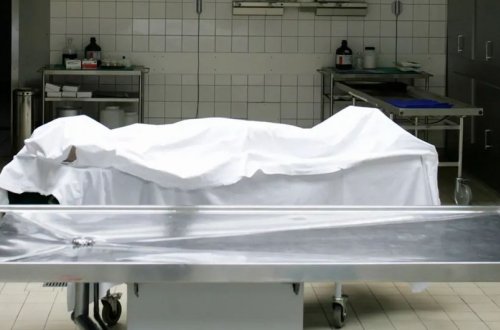 Sabirabadda xəstəxanaya aparılan hamilə qadın yolda keçinib