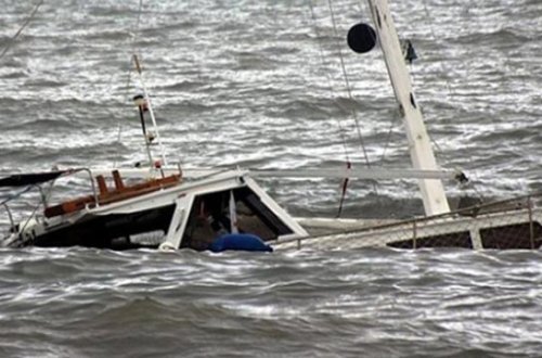 Kos adasında miqrant qayığı batıb