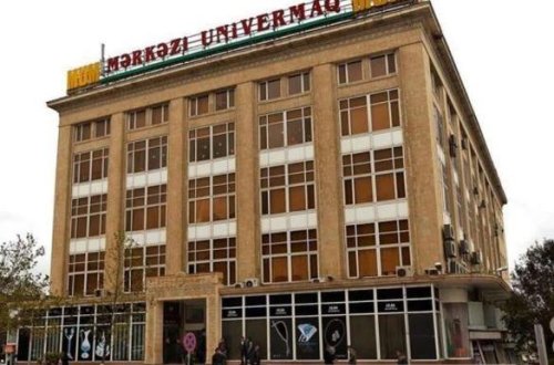 MUM-da satıcı qız 103 min manatlıq qızılları ələ keçirdi: Həbs edilmədi – FOTO